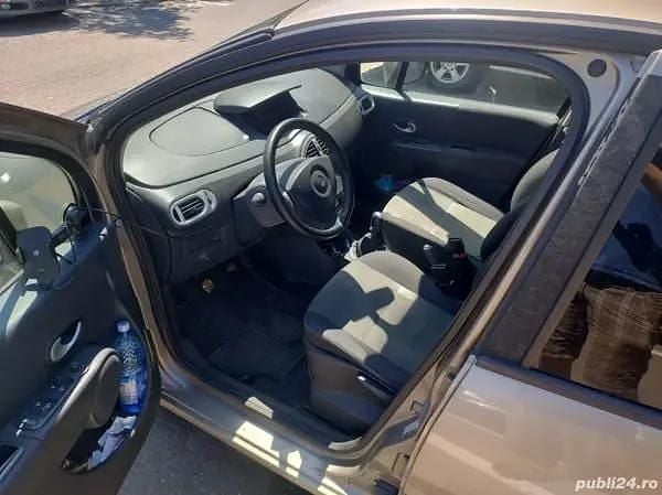 Utilizat 2008 Renault Modus Monovolum | 1.600 EUR - Imagine 1/4