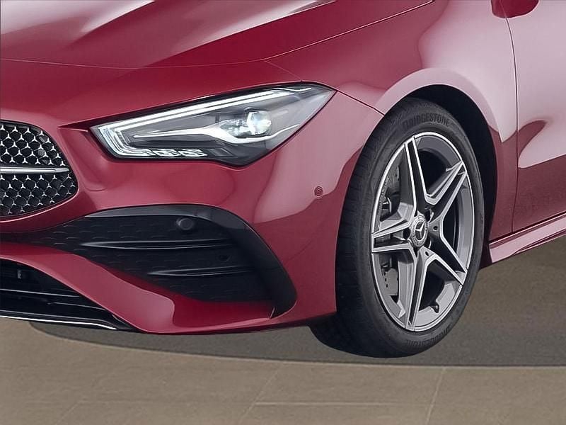 Second-hand Mercedes CLA200 Advanced Plus 163 CP (119 kW) 2024 Coupe