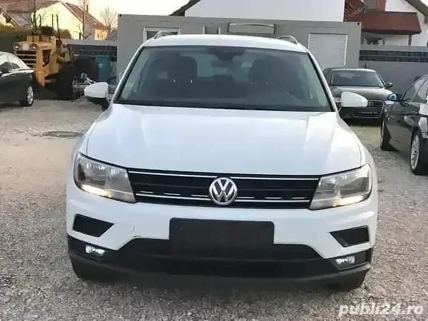 Alb Utilizat 2019 VW Tiguan SUV | 14.800 EUR (Super Preț) - Imagine 1/4