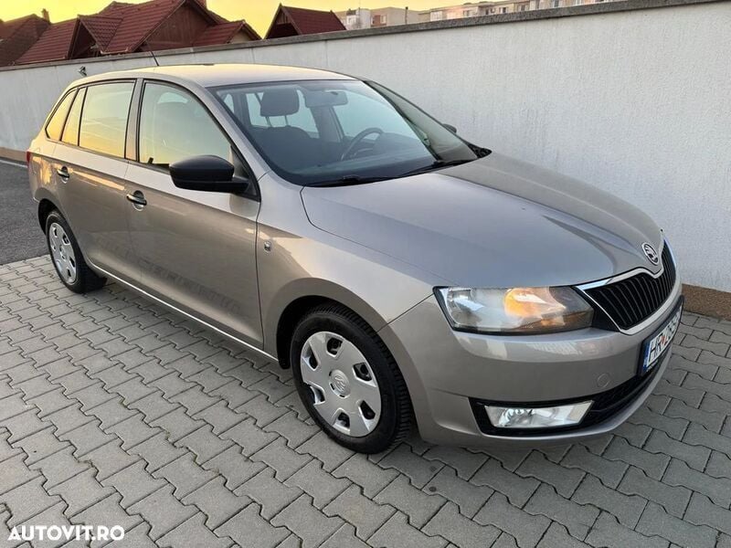 Second-hand Skoda Rapid 105 CP (77 kW) 2015 Bej Hatchback