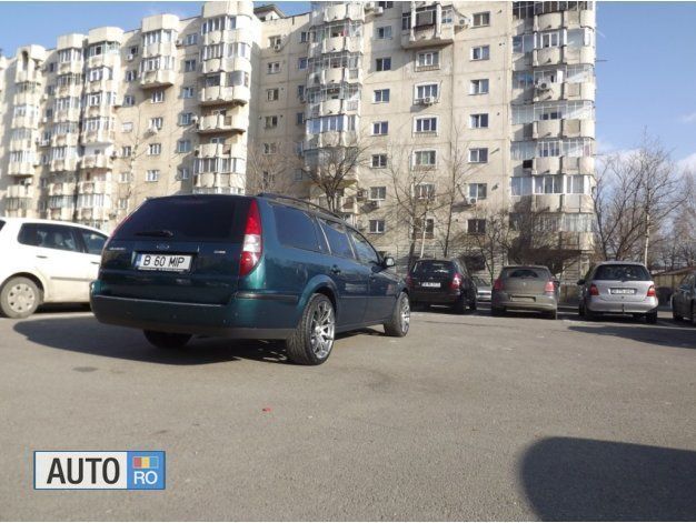 Second-hand Ford Mondeo 130 CP (95 kW) 2002 Verde Break