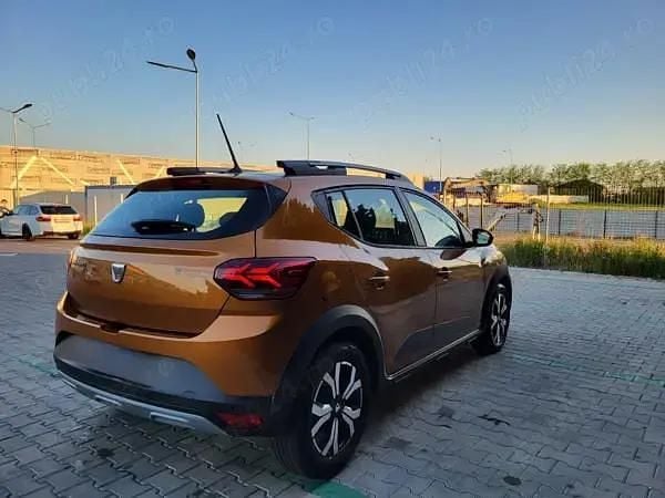 Second-hand Dacia Sandero Stepway 95 CP (69 kW) 2022 Hatchback