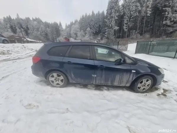 Second-hand Opel Astra 160 CP (117 kW) 2011