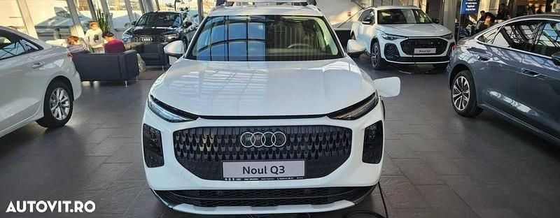 Nouă Audi Q3 Design 272 CP (200 kW) 2025 Culoarealb SUV