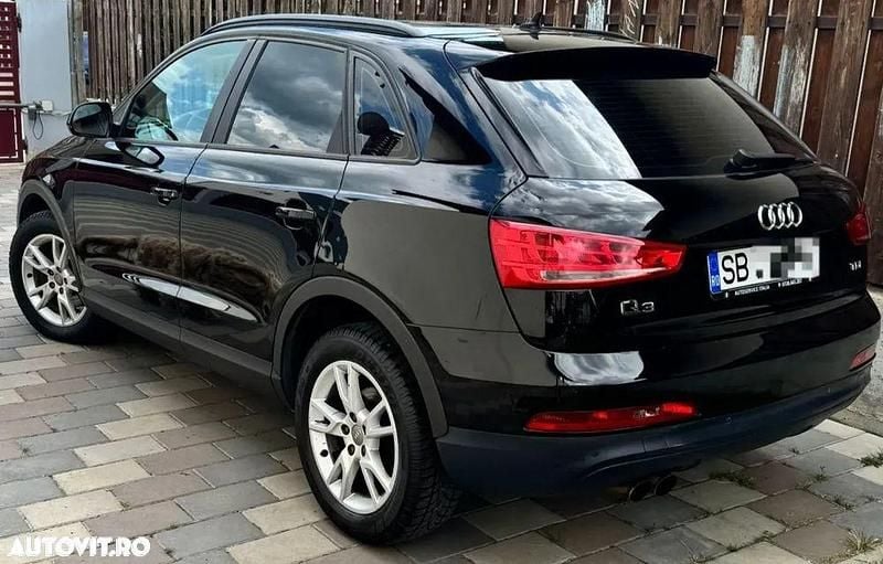 Culoarenegru Utilizat 2013 Audi Q3 SUV | 10.750 EUR (Preț OK) - Imagine 1/4