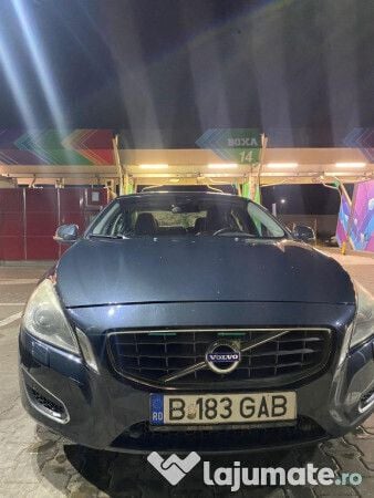 Gri Utilizat 2010 Volvo S60 Berlinǎ | 7.200 EUR (Preț bun) - Imagine 1/4