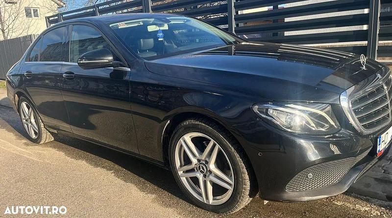 Second-hand Mercedes E220 194 CP (142 kW) 2016 Culoarenegru Berlinǎ