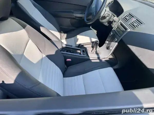 Utilizat 2009 Volvo C30 Hatchback | 3.500 EUR - Imagine 1/4
