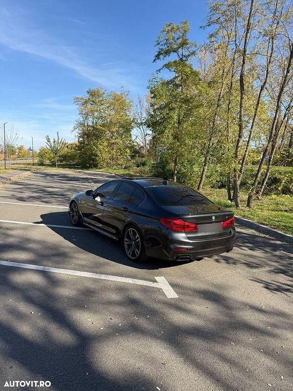 Second-hand BMW 550 Comfort Edition 450 CP (330 kW) 2018 Culoarealte culori Berlinǎ