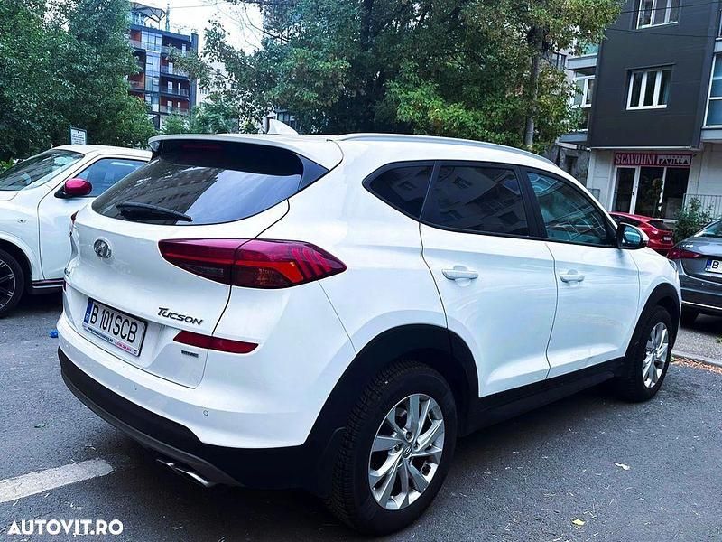 Culoarealb Utilizat 2018 Hyundai Tucson Style SUV | 16.850 EUR (Preț bun) - Imagine 1/4