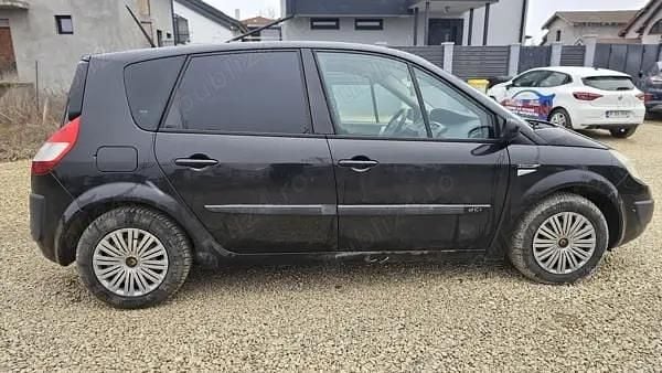 Second-hand Renault Scénic II 100 CP (73 kW) 2006 Negru Monovolum
