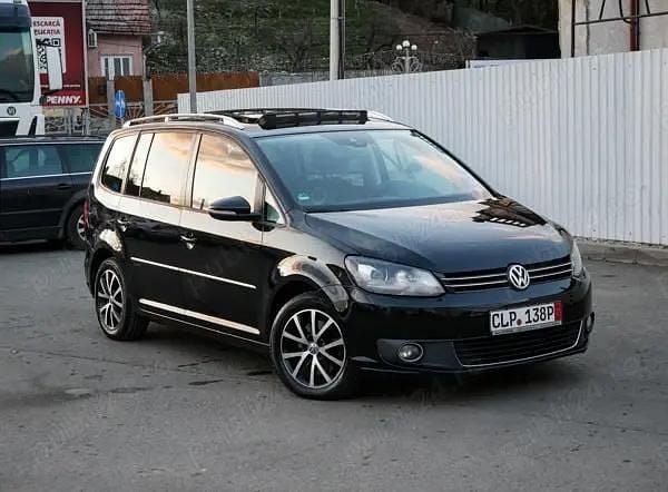 Negru Second-hand 2015 VW Touran Monovolum | 8.990 EUR (Super Preț) - Imagine 1/4