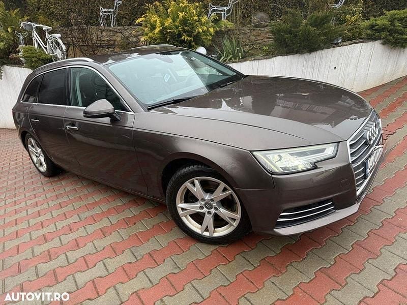 Second-hand Audi A4 Sport 122 CP (89 kW) 2017 Culoaremaro Break