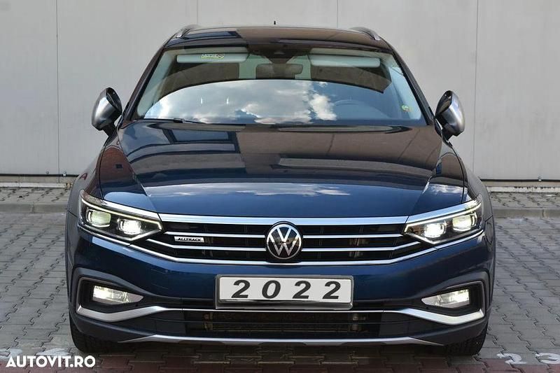 Culoarealbastru Utilizat 2022 VW Passat Alltrack Break | 19.790 EUR (Super Preț) - Imagine 1/4