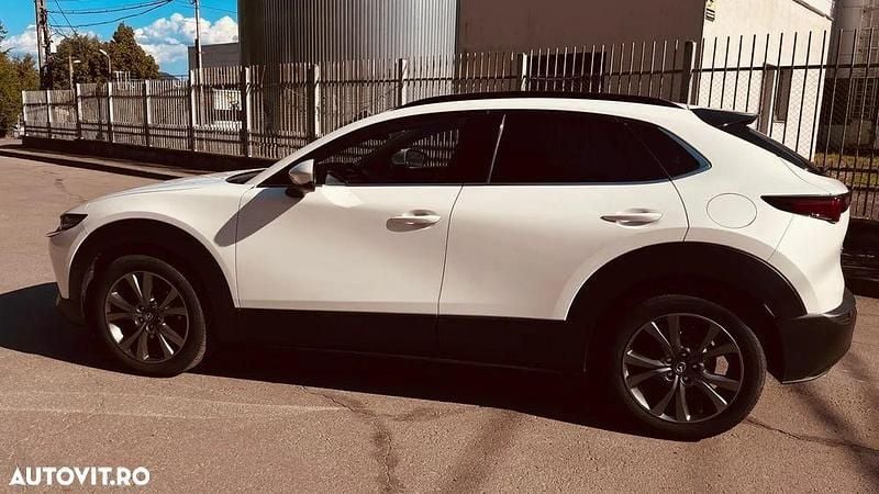 Culoarealb Utilizat 2021 Mazda CX-30 SUV | 21.900 EUR (Preț bun) - Imagine 1/4