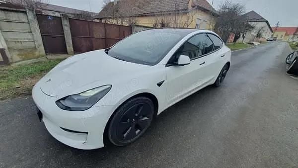 Second-hand Tesla Model 3 Long Range AWD 365 kW (497 CP) 2021 Berlinǎ