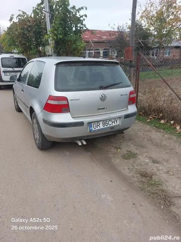 Utilizat 2002 VW Golf IV Berlinǎ | 800 EUR (Preț bun) - Imagine 1/4