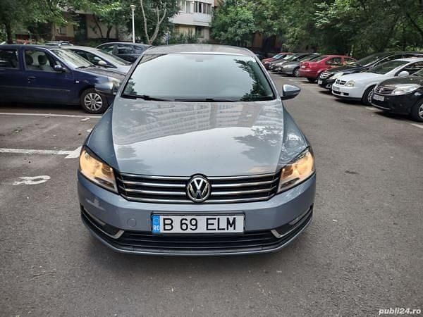 Utilizat 2012 VW Passat Berlinǎ | 7.900 EUR (Puțin scump) - Imagine 1/4