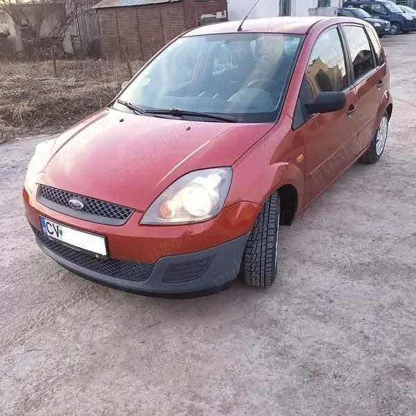 Rosu Utilizat 2007 Ford Fiesta Hatchback | 2.500 EUR (Scump) - Imagine 1/4