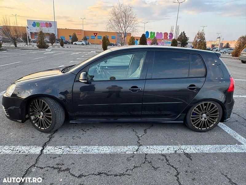 Second-hand VW Golf IV R 250 CP (183 kW) 2006 Culoarenegru Hatchback