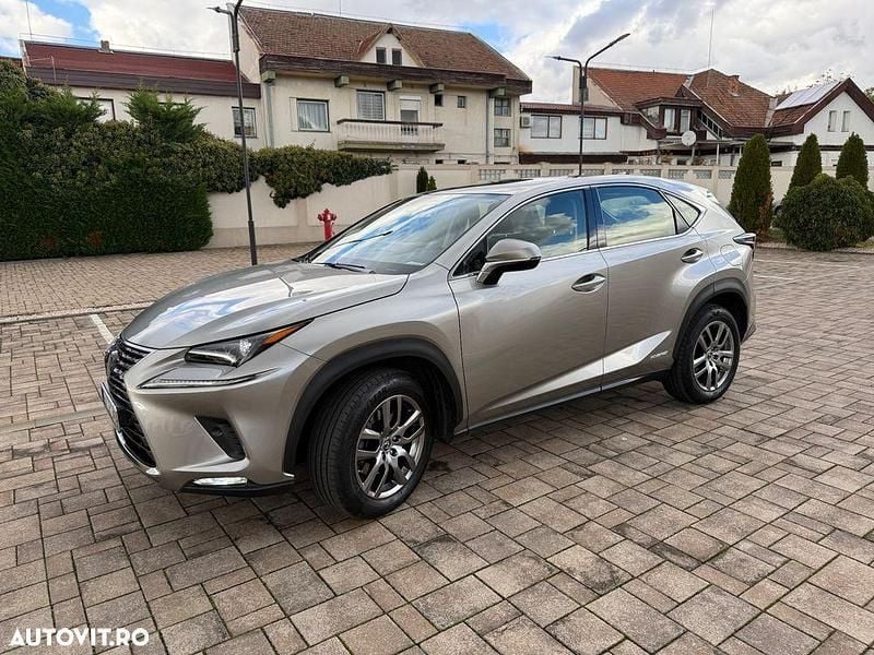 Culoaregri Utilizat 2019 Lexus NX200t Executive Line SUV | 31.500 EUR - Imagine 1/4