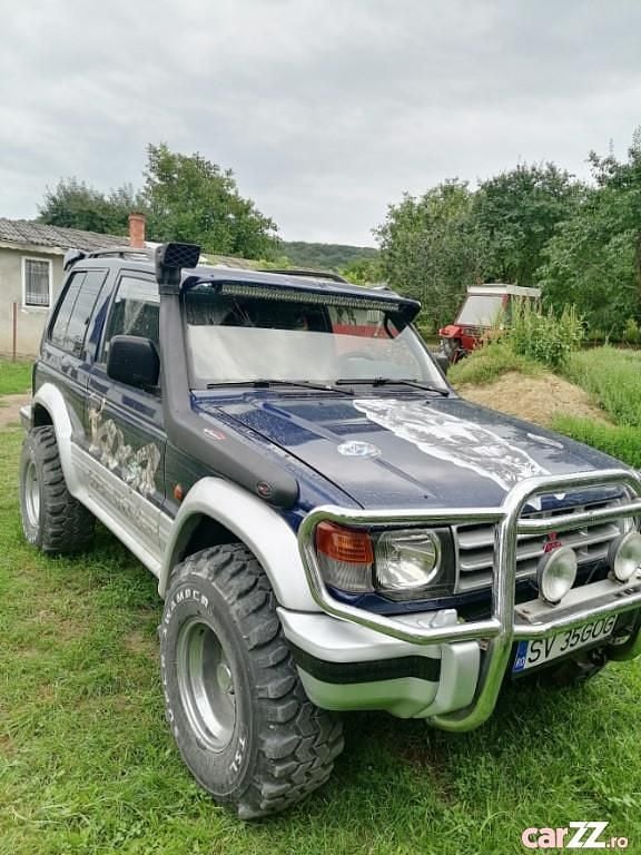 Utilizat 2000 Mitsubishi Pajero SUV | 7.300 EUR - Imagine 1/4