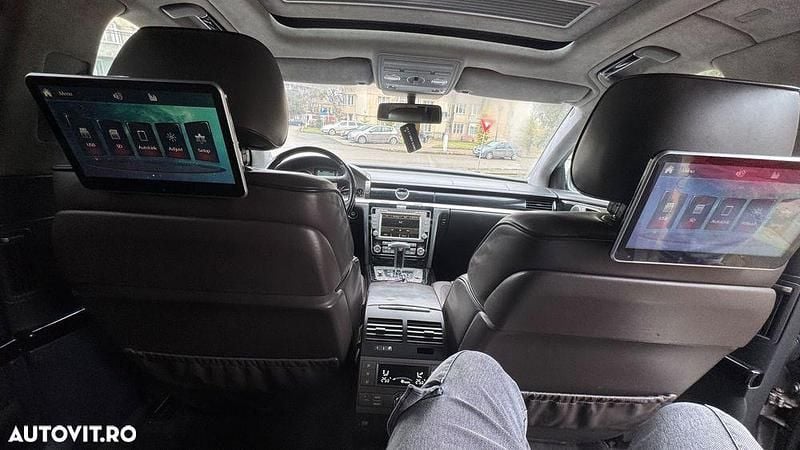 Second-hand VW Phaeton 240 CP (176 kW) 2010 Culoareargint Berlinǎ