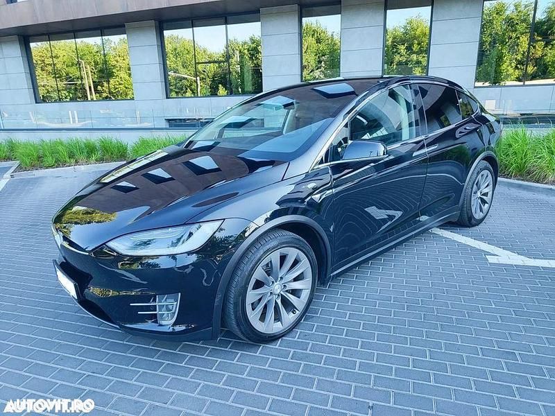 Second-hand Tesla Model X 450 kW (613 CP) 2018 Culoarenegru SUV