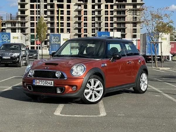 Portocaliu Utilizat 2012 Mini Cooper S Hatchback | 7.950 EUR (Preț OK) - Imagine 1/4