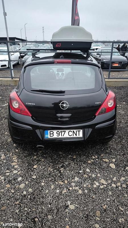 Second-hand Opel Corsa Cosmo 90 CP (66 kW) 2008 Culoarenegru Hatchback