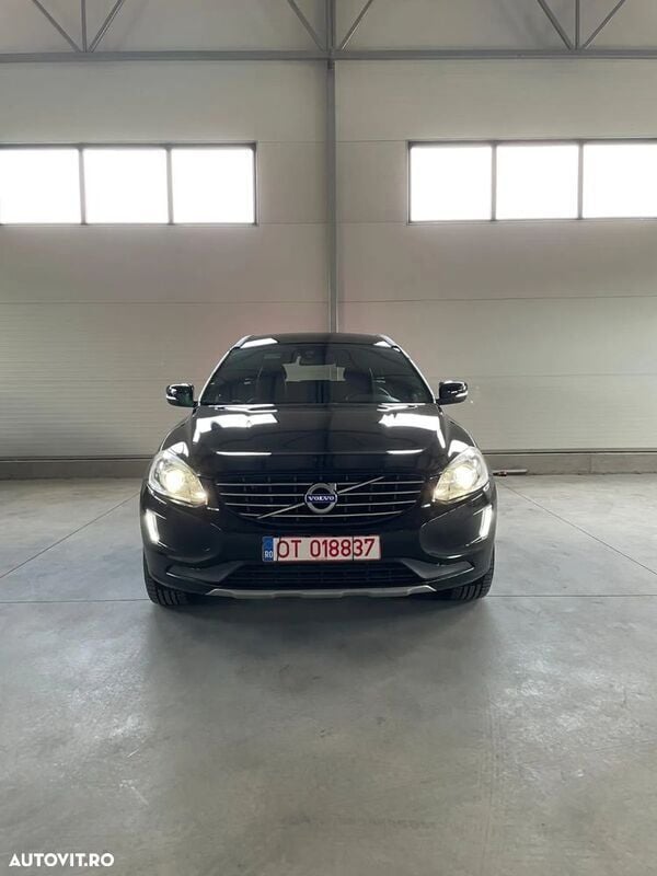 Negru Utilizat 2016 Volvo XC60 SUV | 15.799 EUR - Imagine 1/4