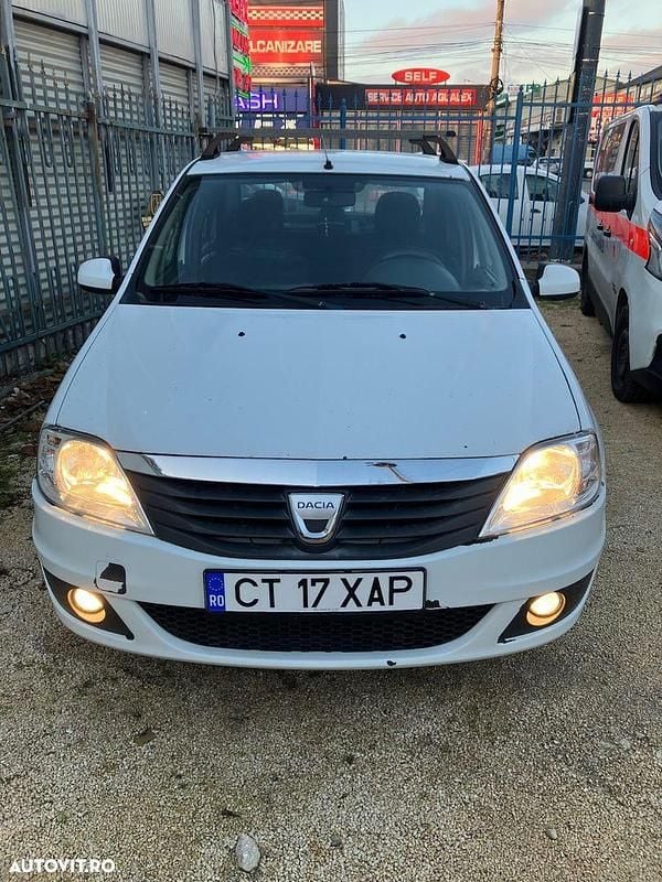 Culoarealb Utilizat 2009 Dacia Logan Lauréate Berlinǎ | 2.100 EUR (Scump) - Imagine 1/4