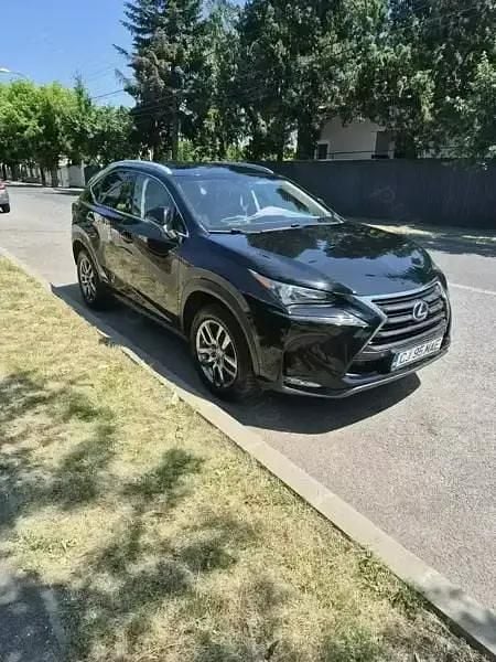 Utilizat 2015 Lexus NX300h SUV | 18.000 EUR (Super Preț) - Imagine 1/4