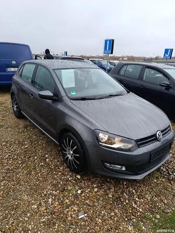 Utilizat 2011 VW Polo Hatchback | 4.190 EUR (Preț OK) - Imagine 1/4