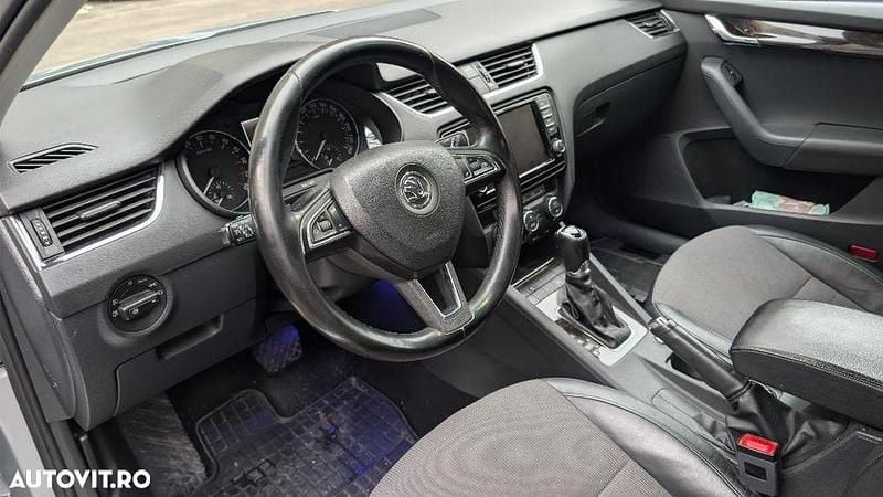 Second-hand Skoda Octavia Elegance 150 CP (110 kW) 2013 Culoaregri Berlinǎ