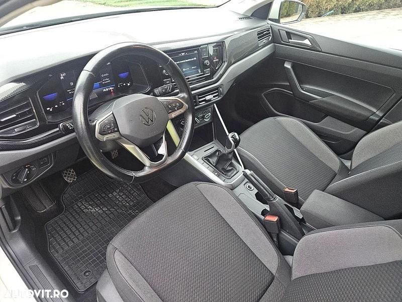 Second-hand VW Polo Comfortline 95 CP (69 kW) 2022 Culoarebej Hatchback