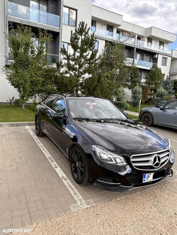 Second-hand Mercedes E200 Avantgarde 136 CP (100 kW) 2014 Negru Berlinǎ