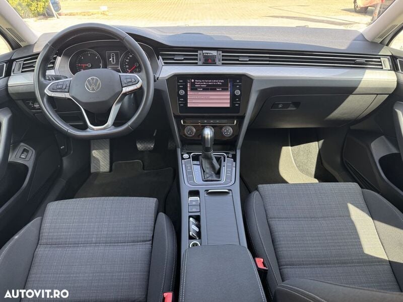 Second-hand VW Passat Comfortline 150 CP (110 kW) 2021 Gri Break