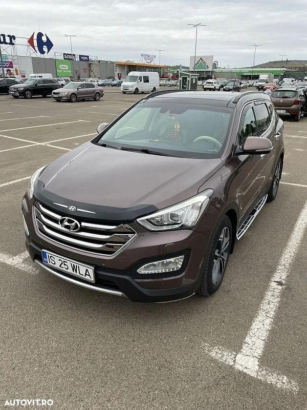 Culoaremaro Utilizat 2015 Hyundai Santa Fe Premium SUV | 16.000 EUR (Preț OK) - Imagine 1/4