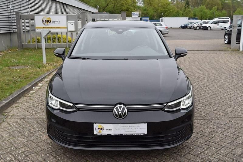 Utilizat 2020 VW Golf VIII Life | 21.383 EUR (Preț OK) - Imagine 1/1