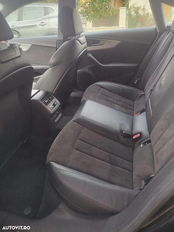 Culoarenegru Utilizat 2018 Audi A5 Sportback Coupe | 20.000 EUR (Preț bun) - Imagine 1/4