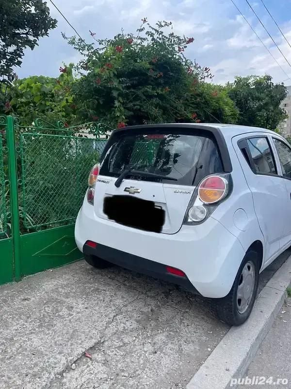 Utilizat 2012 Chevrolet Spark Hatchback | 7.500 EUR - Imagine 1/4