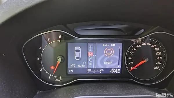 Negru Utilizat 2011 Ford Mondeo Hatchback | 5.700 EUR - Imagine 1/4
