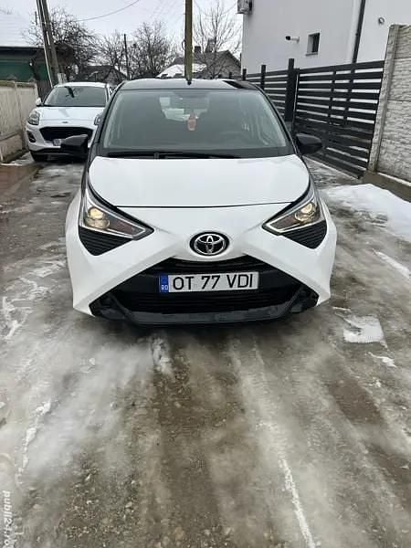 Second-hand Toyota Aygo 53 CP (38 kW) 2021 Hatchback