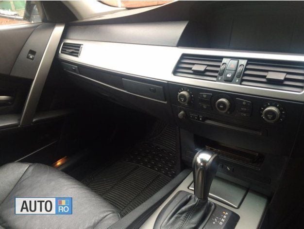 Second-hand BMW 520 170 CP (125 kW) 2004 Auriu Berlinǎ