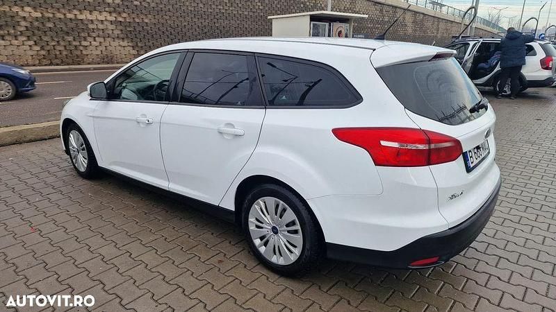 Culoarealb Second-hand 2015 Ford Focus Trend Break | 5.500 EUR (Preț OK) - Imagine 1/4
