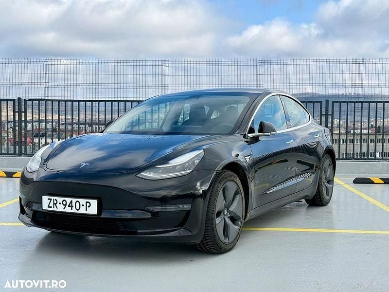 Second-hand Tesla Model 3 323 kW (440 CP) 2019 Culoarenegru Berlinǎ