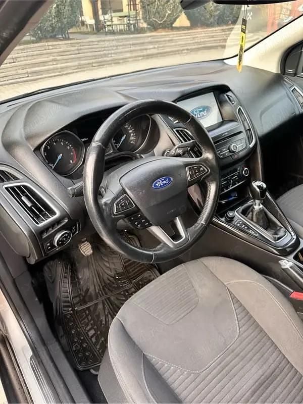 Second-hand Ford Focus 125 CP (91 kW) 2016 Berlinǎ