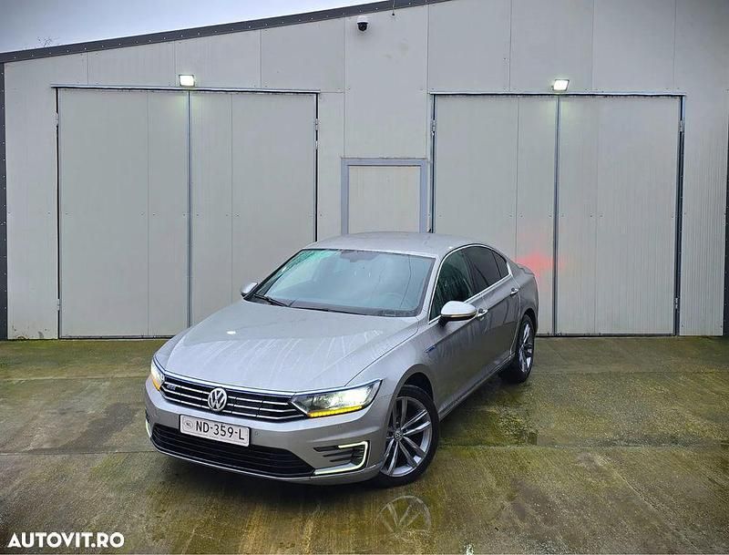 Culoaregri Utilizat 2017 VW Passat Berlinǎ | 11.490 EUR (Super Preț) - Imagine 1/4