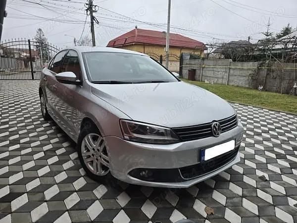 Second-hand VW Jetta 105 CP (77 kW) 2012 Berlinǎ